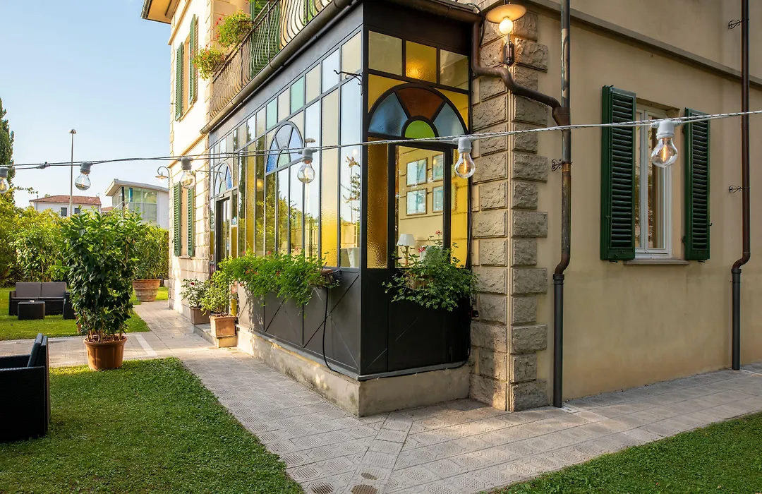 Villa Romantica Wellness & Spa-1